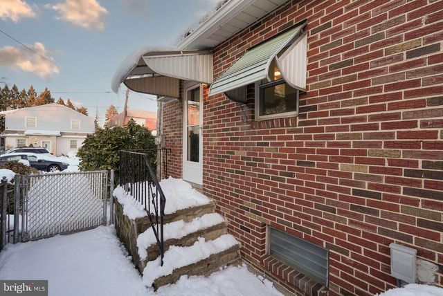 1314 OAKMONT ST, Philadelphia, PA 19111