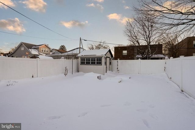 1314 OAKMONT ST, Philadelphia, PA 19111