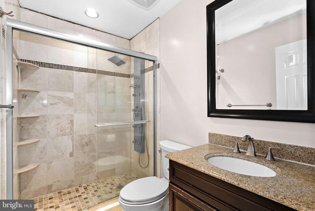 12541 ALDER WOODS DR, Fairfax, VA 22033