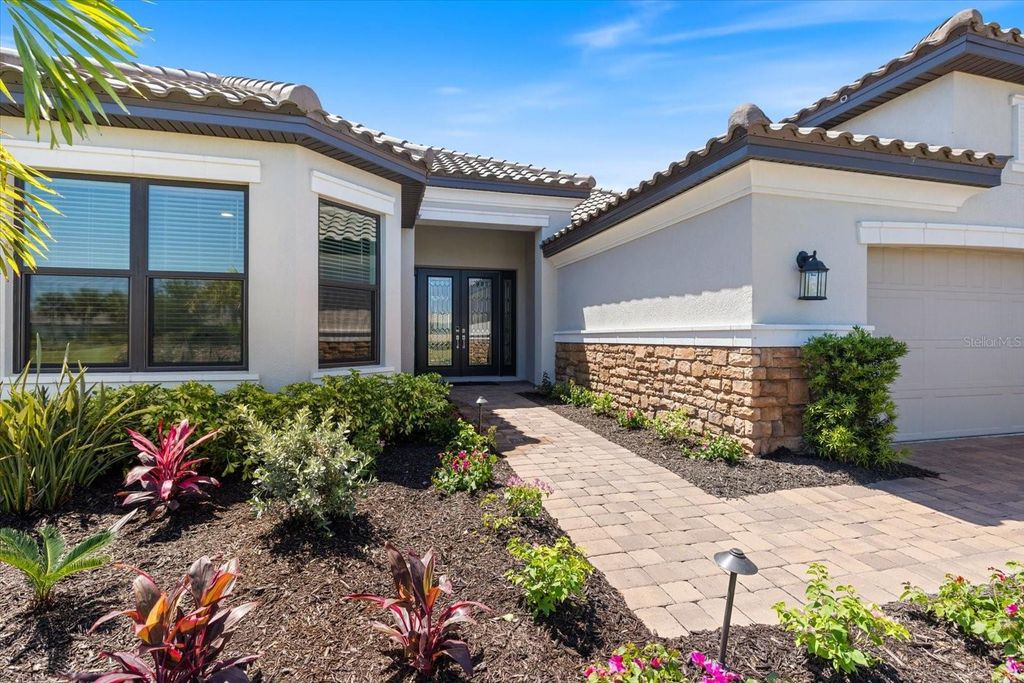 Image 4 of property listing at 3532 SANTA CATERINA BOULEVARD, Bradenton, FL 34211