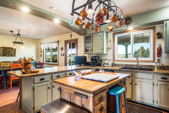 12 Arroyo Trail, Santa Fe, NM 87508