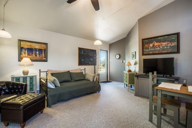 12 Arroyo Trail, Santa Fe, NM 87508