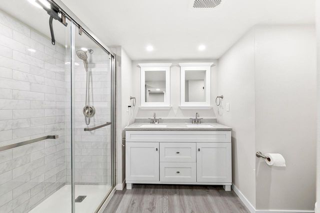 10822 W Jeffrey LANE, Milwaukee, WI 53225