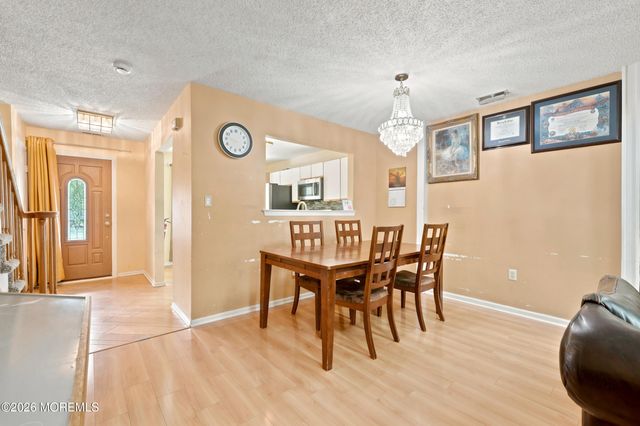11 Carlisle Court, Old Bridge, NJ 08857