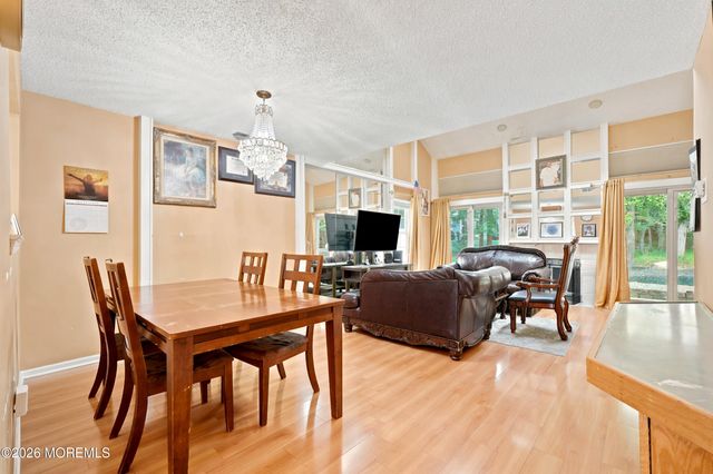 11 Carlisle Court, Old Bridge, NJ 08857