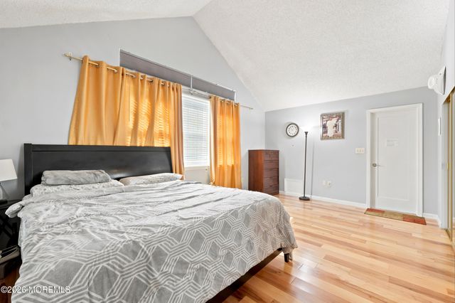 11 Carlisle Court, Old Bridge, NJ 08857