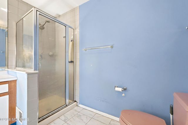 11 Carlisle Court, Old Bridge, NJ 08857