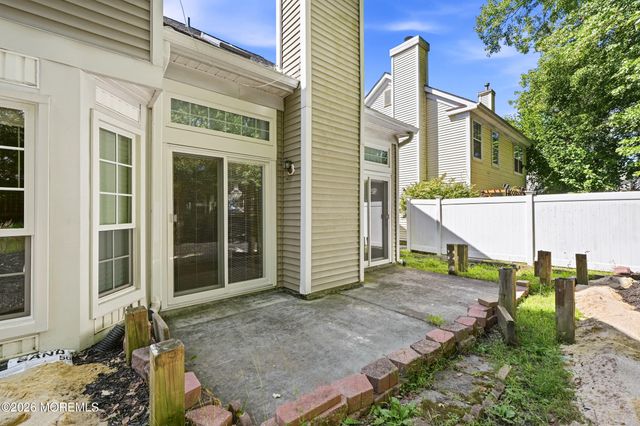 11 Carlisle Court, Old Bridge, NJ 08857