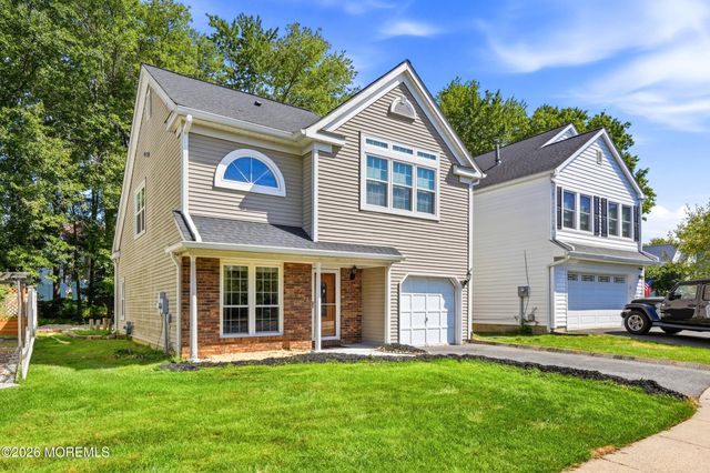 11 Carlisle Court, Old Bridge, NJ 08857