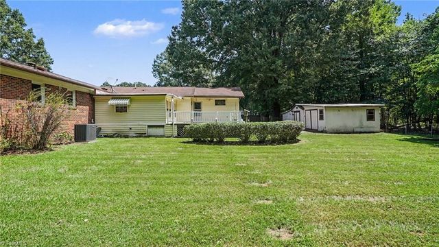 132 Cedarwood Drive, Eden, NC 27288