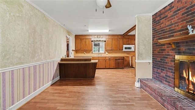 132 Cedarwood Drive, Eden, NC 27288