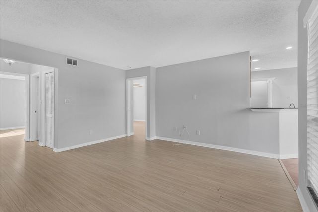 8613 MALLARD RESERVE DRIVE 102, Tampa, FL 33614