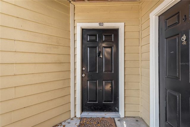 8613 MALLARD RESERVE DRIVE 102, Tampa, FL 33614