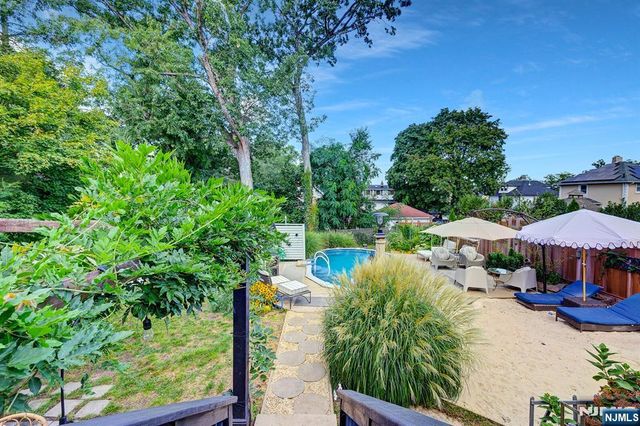 140 Belford Avenue, Rutherford, NJ 07070