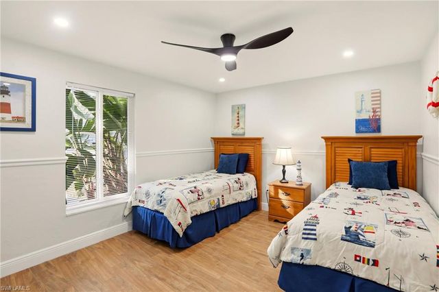 339 Landmark ST, Marco Island, FL 34145