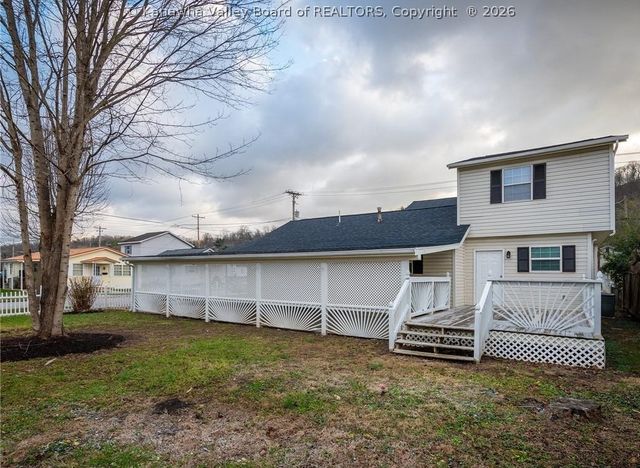 1310 13th Street, Nitro, WV 25143