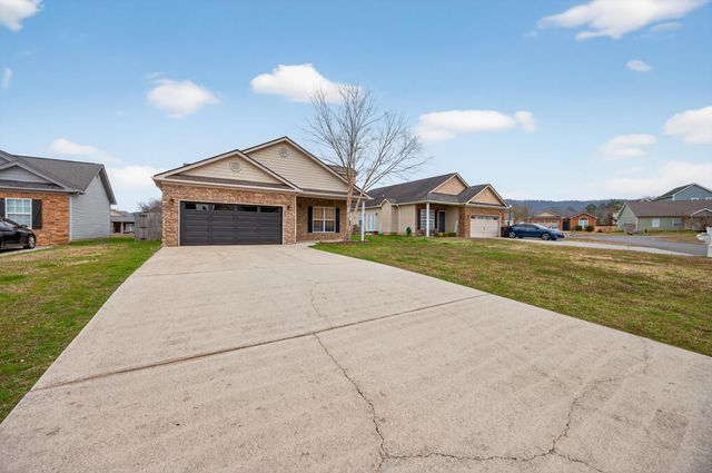 8279 Bluegill Circle, Ooltewah, TN 37363