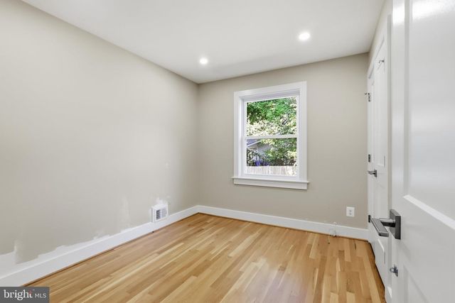 1003 COLLINGWOOD RD, Alexandria, VA 22308