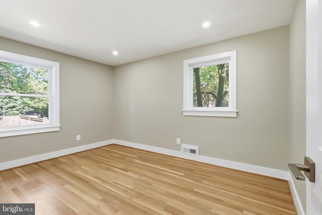 1003 COLLINGWOOD RD, Alexandria, VA 22308
