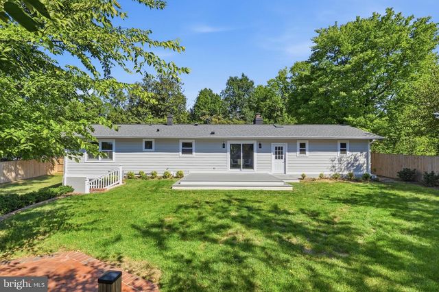 1003 COLLINGWOOD RD, Alexandria, VA 22308