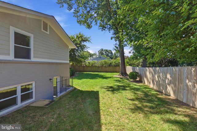 1003 COLLINGWOOD RD, Alexandria, VA 22308