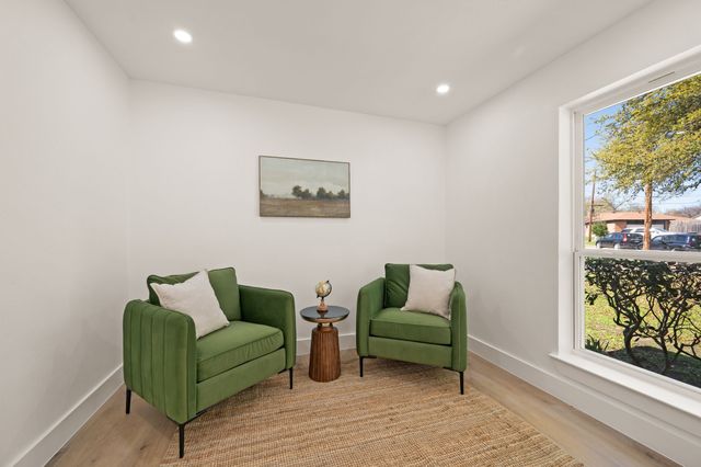 8420 Bellingham Drive, Dallas, TX 75228