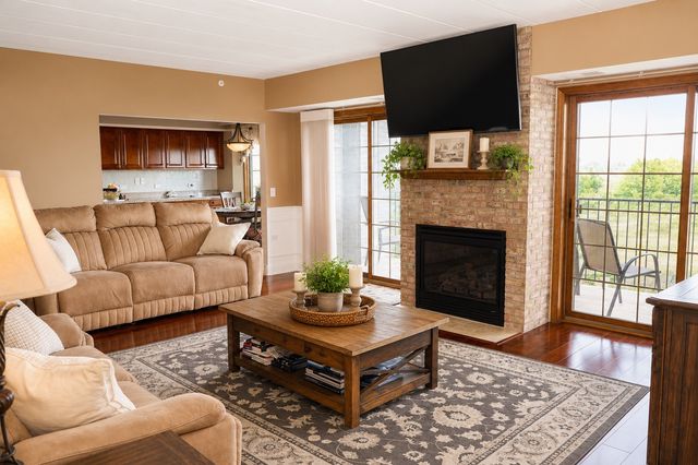 14130 Sheffield Drive 303, Homer Glen, IL 60491