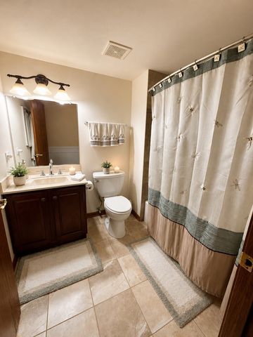 14130 Sheffield Drive 303, Homer Glen, IL 60491