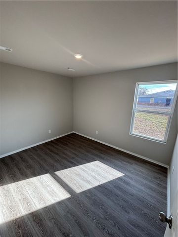 6608 NW Kathleen Street, Bentonville, AR 72713