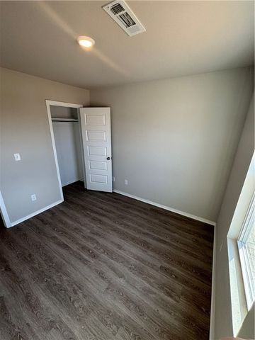 6608 NW Kathleen Street, Bentonville, AR 72713