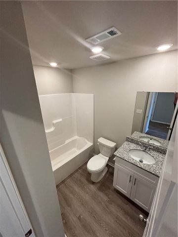 6608 NW Kathleen Street, Bentonville, AR 72713