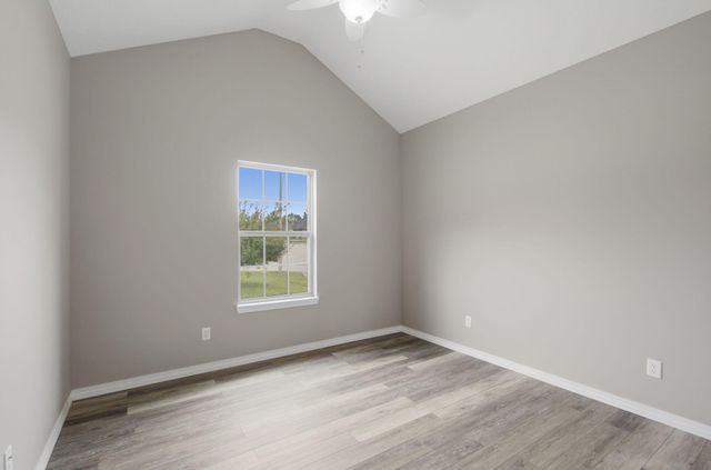 3103 N Albertha Avenue, Springfield, MO 65803