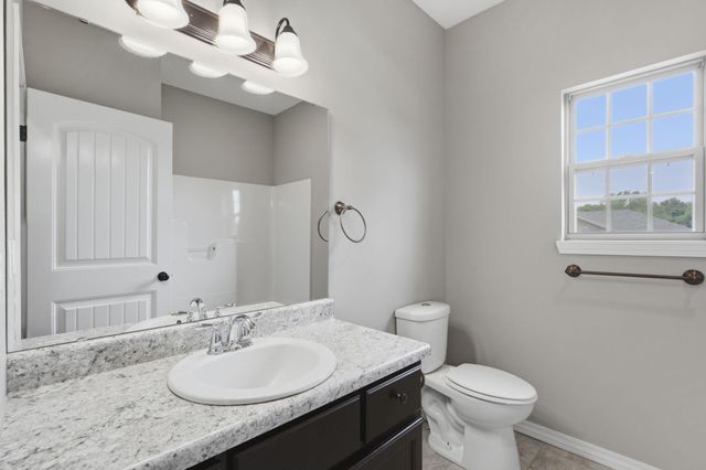 3103 N Albertha Avenue, Springfield, MO 65803