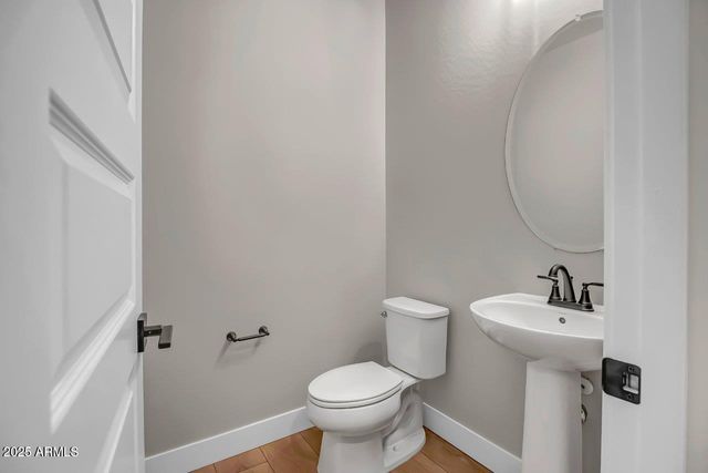 890 W Macaw Drive, Queen Creek, AZ 85140