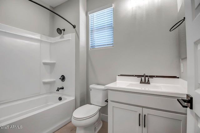 890 W Macaw Drive, Queen Creek, AZ 85140