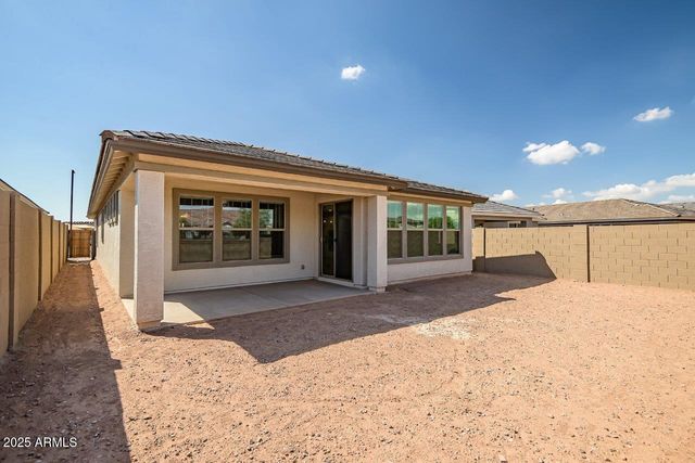 890 W Macaw Drive, Queen Creek, AZ 85140