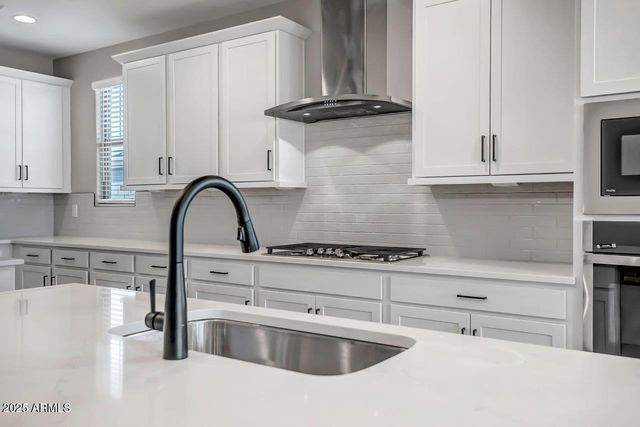 890 W Macaw Drive, Queen Creek, AZ 85140