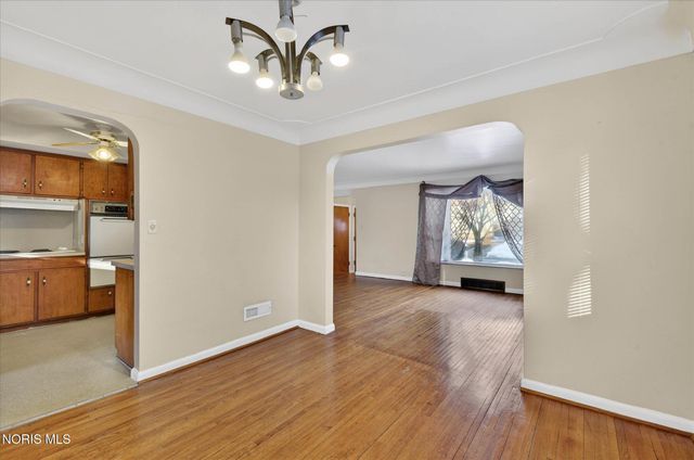 3935 Grantley Road, Toledo, OH 43613