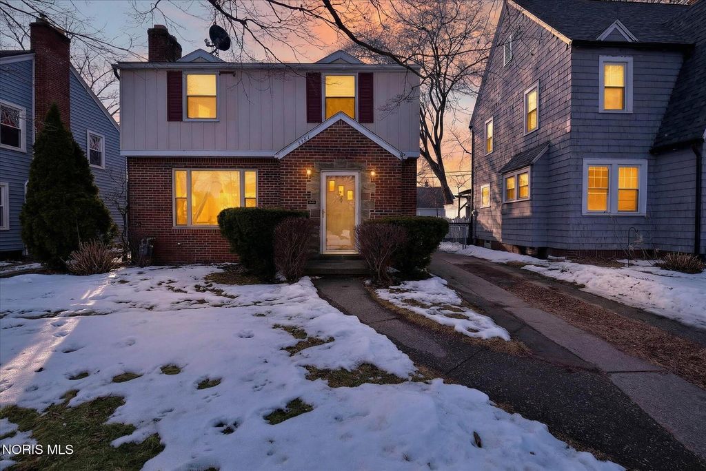 3935 Grantley Road, Toledo, OH 43613