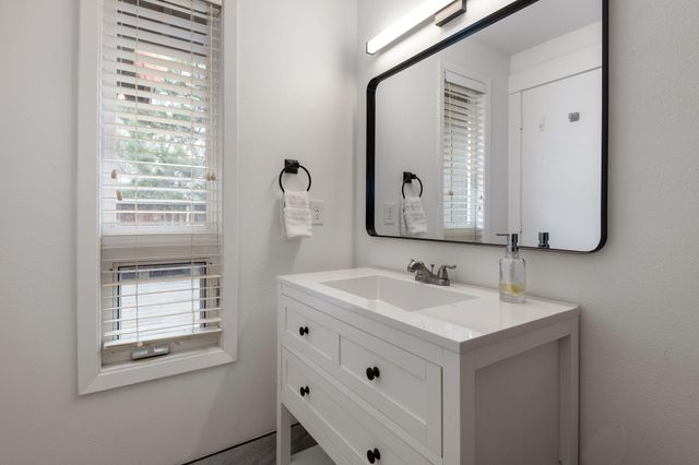 63617 High Standard Drive, Bend, OR 97701