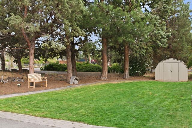 63617 High Standard Drive, Bend, OR 97701