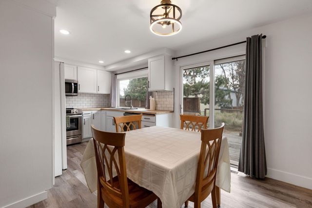 63617 High Standard Drive, Bend, OR 97701