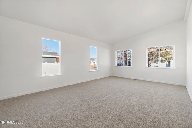 387 Rue De La Rouge, Sparks, NV 89434