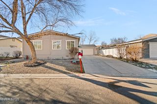 387 Rue De La Rouge, Sparks, NV 89434