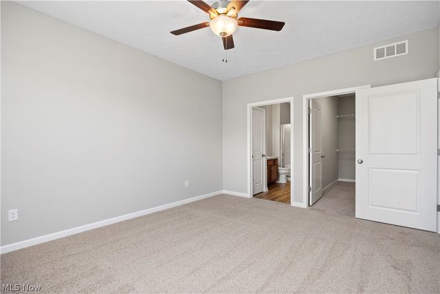 556 Eldemire Lane, Elyria, OH 44035