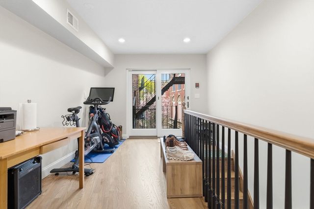 159 Salem 4, Boston, MA 02113