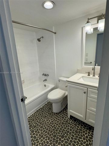 1600 SE 15th St 607, Fort Lauderdale, FL 33316