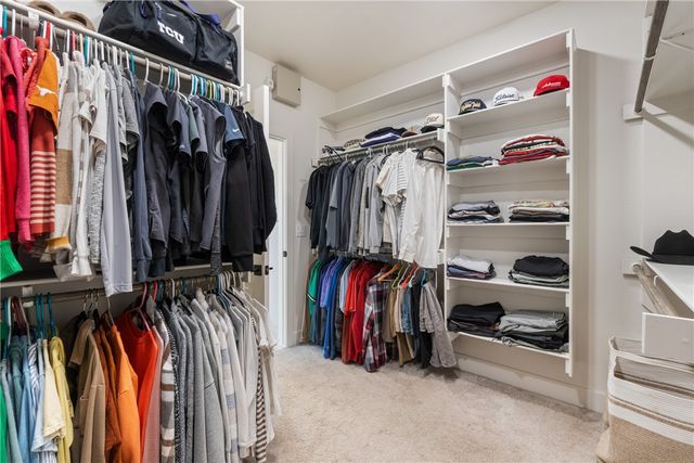 1150 S Liberty Drive, Fayetteville, AR 72701