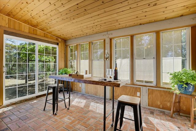 18088 Gray Oak Ct, Rough And Ready, CA 95975