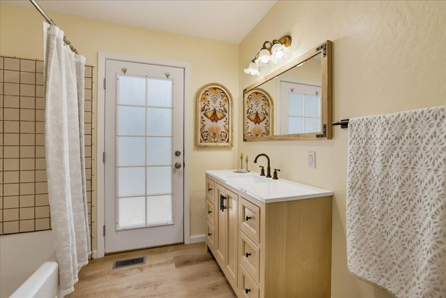 18088 Gray Oak Ct, Rough And Ready, CA 95975